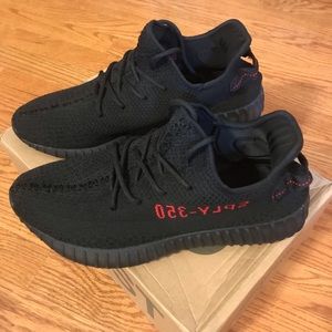 Yeezy Boost 350 v2 bred